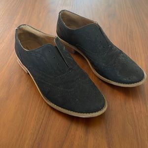 Black Melrose and Market Oxfords